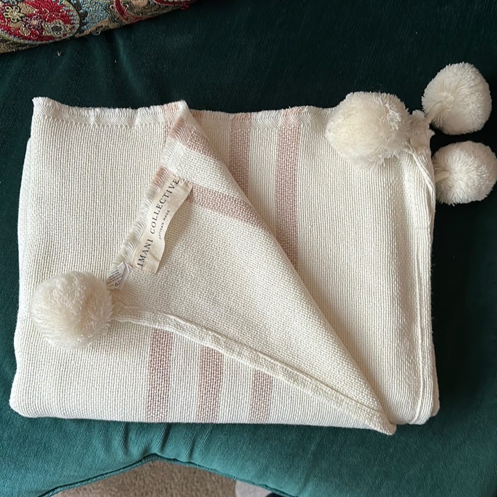 Woven Throw Blanket with Pom Pom Corners